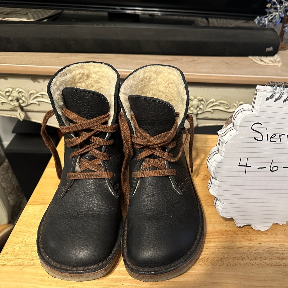 - Duckfeet Skanderborg size 40  Black almost new
